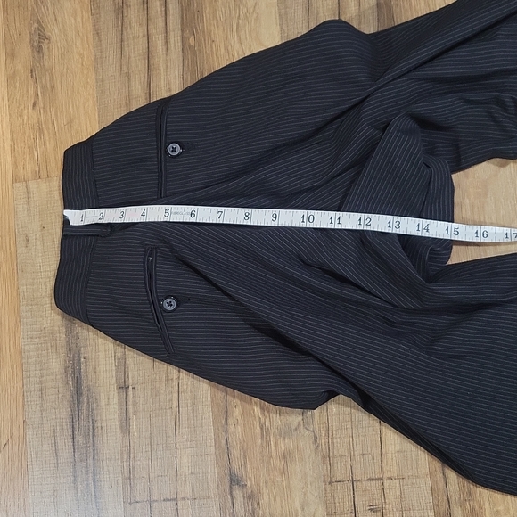 VANHEUSEN Boys' Black Pinstripe Flat Front Polyester Rayon Dress Pants - 16 Slim - Picture 15 of 16